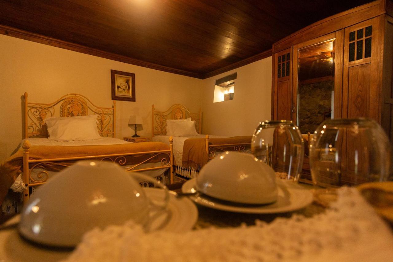Quintal De Alem Do Ribeiro-Turismo Rural 로우사 외부 사진