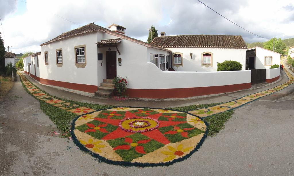 Quintal De Alem Do Ribeiro-Turismo Rural 로우사 외부 사진