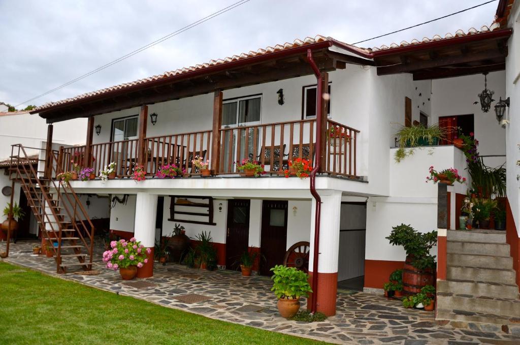 Quintal De Alem Do Ribeiro-Turismo Rural 로우사 외부 사진